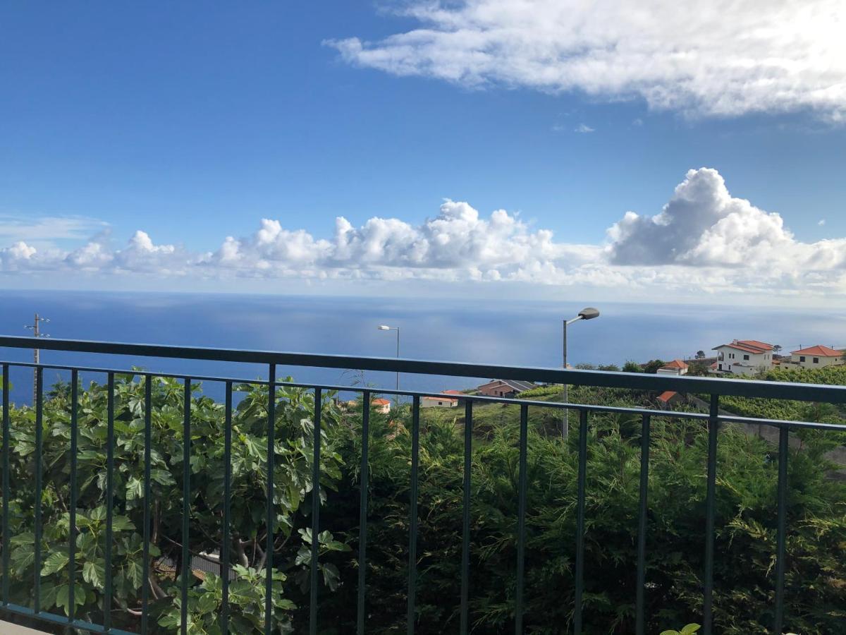 Casa Da Rainha Bungallow Estreito Da Calheta Екстер'єр фото