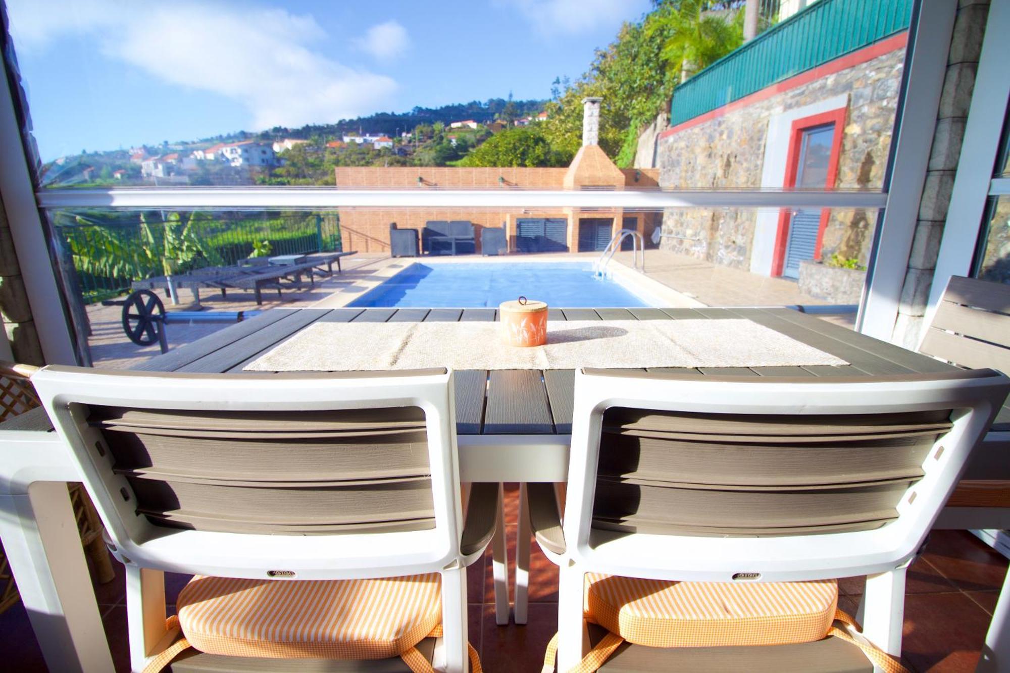 Casa Da Rainha Bungallow Estreito Da Calheta Екстер'єр фото
