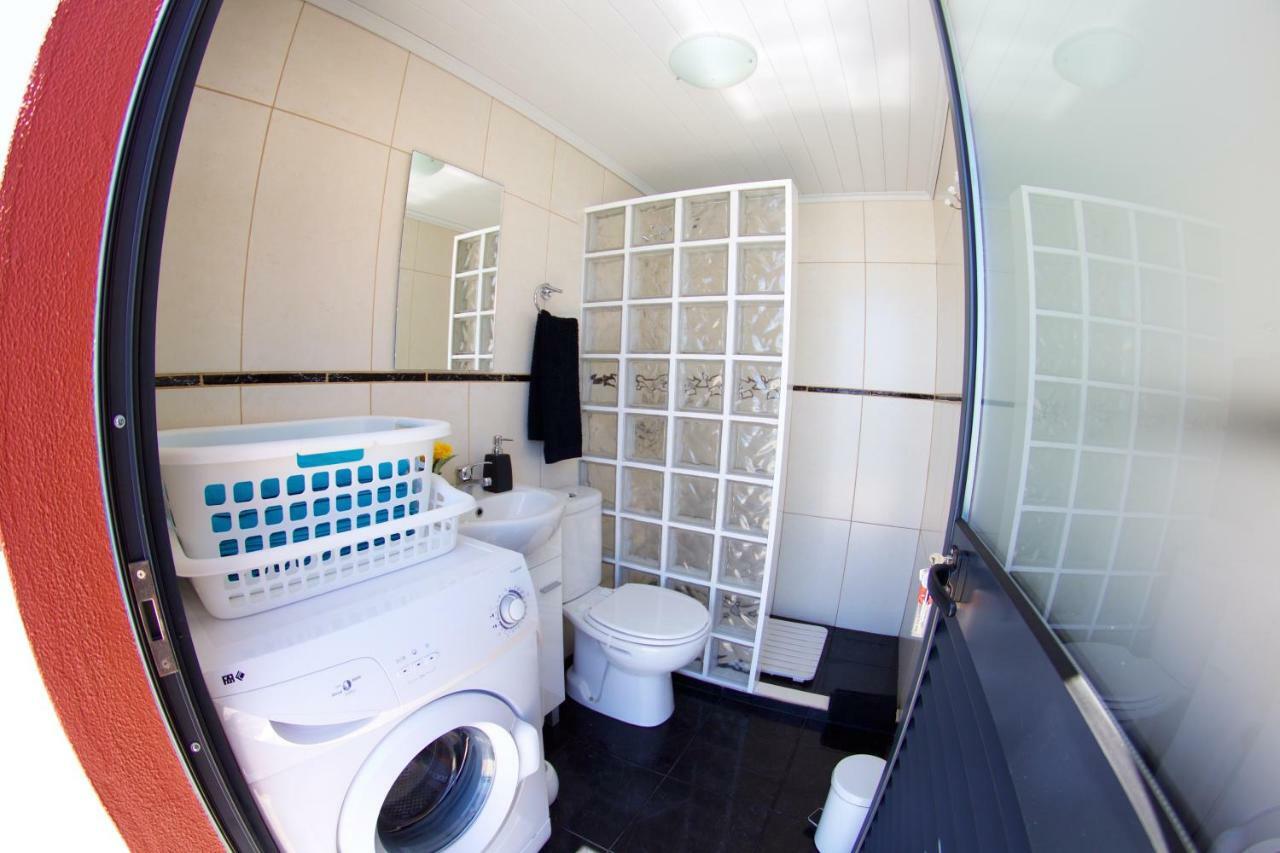Casa Da Rainha Bungallow Estreito Da Calheta Екстер'єр фото
