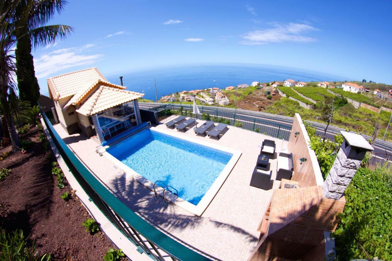 Casa Da Rainha Bungallow Estreito Da Calheta Екстер'єр фото