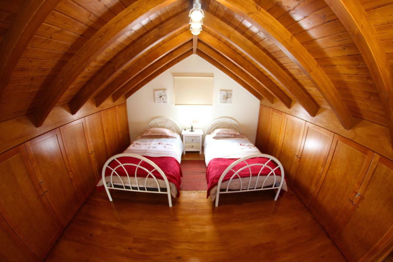 Casa Da Rainha Bungallow Estreito Da Calheta Екстер'єр фото